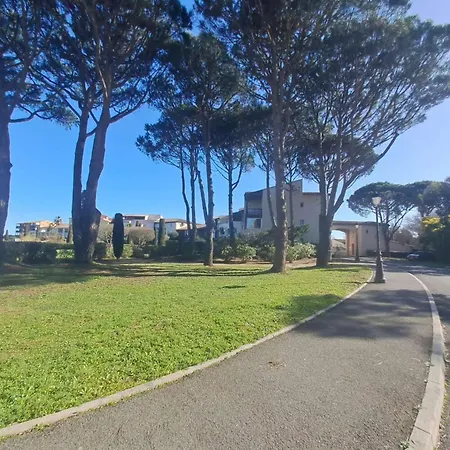 Apartmán Gasbru - Golfe De St-tropez - Rez De Jardin T2 Avec Acces Piscine Et Tennis Gassin
